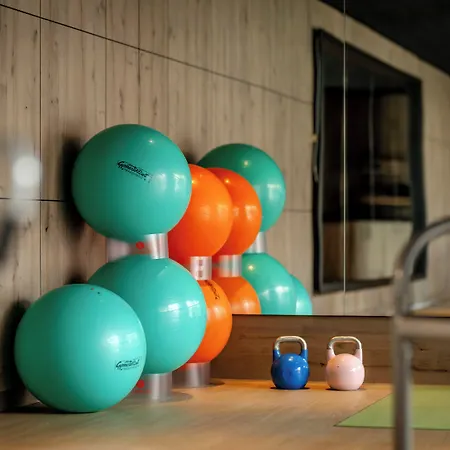 Wellness & Thermal Retreat Muehlbach ホテル