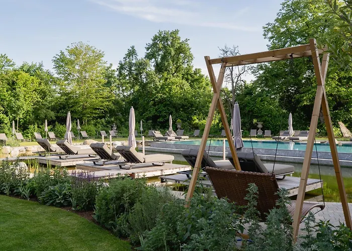 Готель Wellness & Thermal Retreat Muehlbach 4*