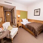 Wellness & Thermal Retreat Muehlbach 酒店 巴特法兴格