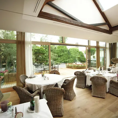 Отель Wellness & Thermal Retreat Muehlbach 4*
