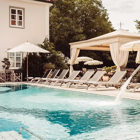 Wellness & Thermal Retreat Muehlbach Hotel 4*