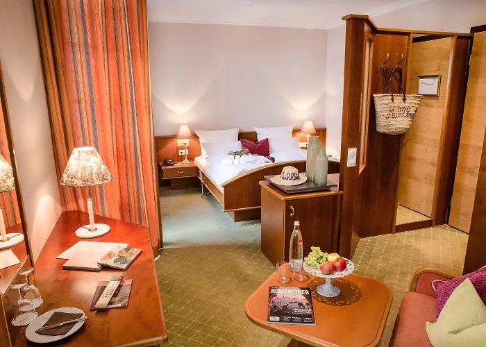 酒店 Wellness & Thermal Retreat Muehlbach 巴特法兴格