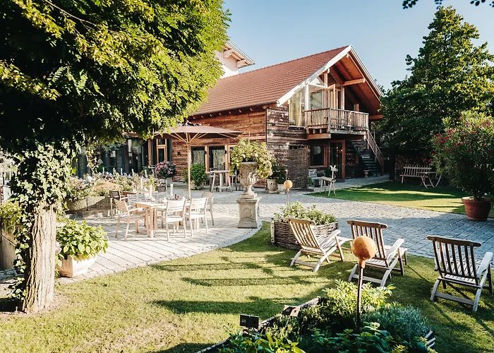 Wellness & Thermal Retreat Muehlbach 巴特法兴格